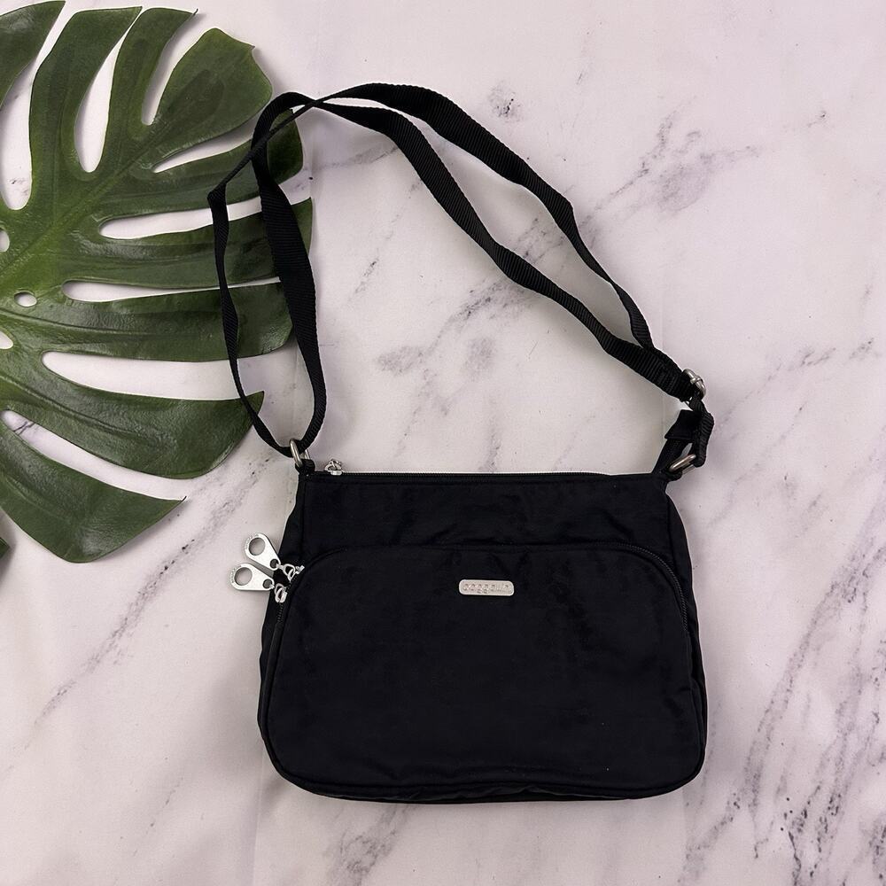 Baggallini Cross Body Purse Bag Black Subtle Leopard Print Nylon Lightweight